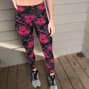 Brand New Lorna Jane flowered leggings